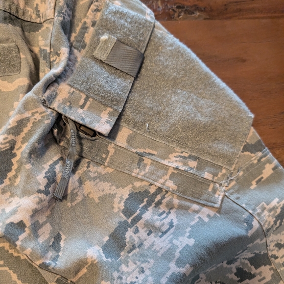 U.S. Air Force Tactical Flight Duty Shirt/Jacket Size Medium - Picture 6 of 16